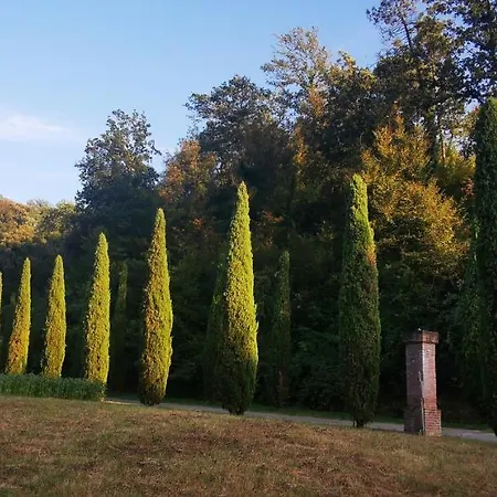 Cascina Cipressa Hotel San Romano (Pisa)