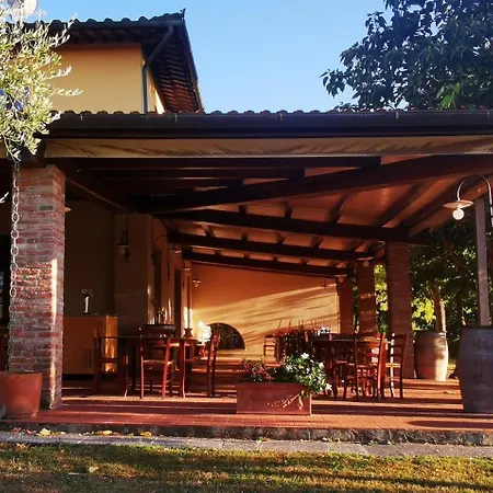 Cascina Cipressa 3* San Romano (Pisa)